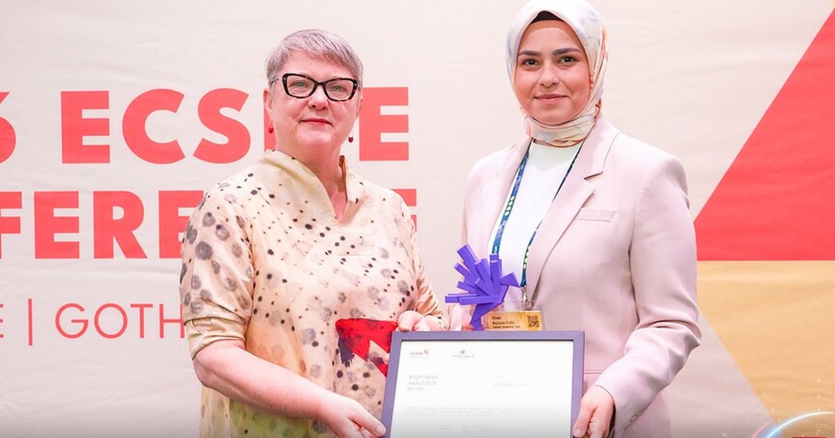 T3 Vakfı Başkanı Hıdır 'Bright Spark Award'a Layık Görüldü