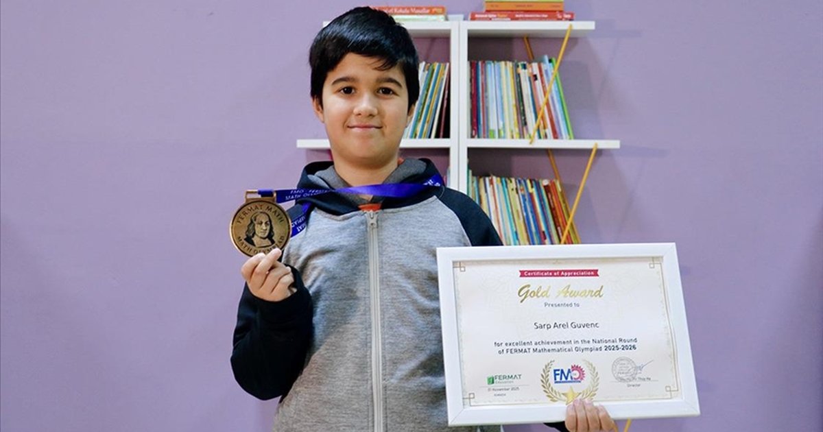 9 yaşındaki Sarp Arel, Uluslararası Matematik Olimpiyatlarında 3 Birincilik Kazandı