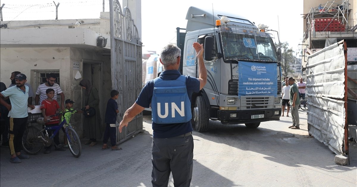 BM: Filistin'de yardım görevlileri ve siviller saldırı altında