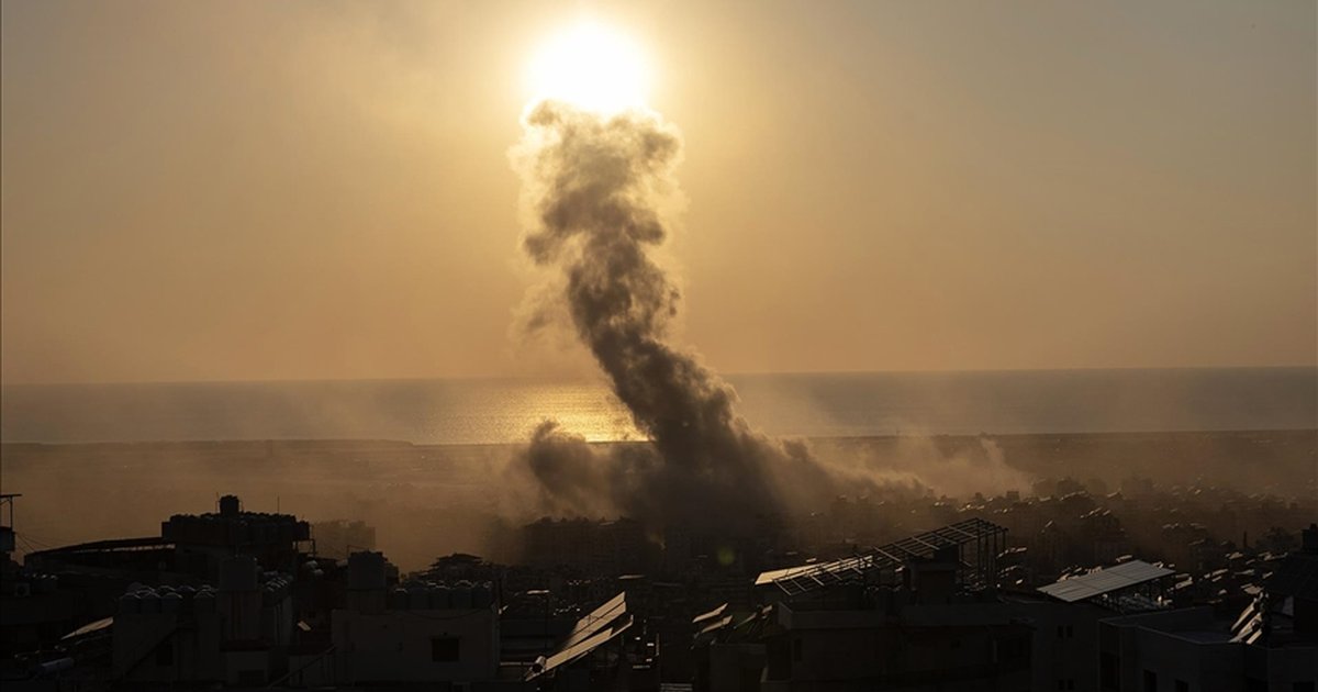 İsrail Lübnan'a saldırdı: 10 ölü