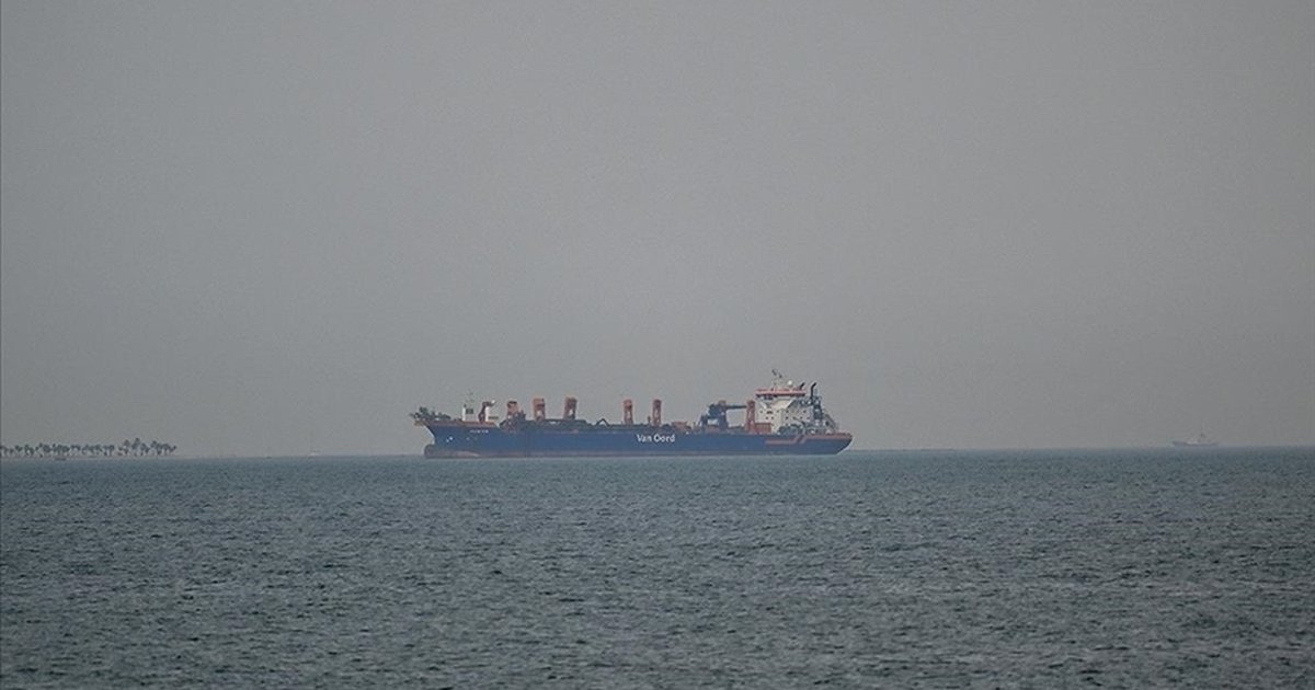 İran, Hürmüz Boğazı'nda ABD'ye geçiş hakkı tanımayacak