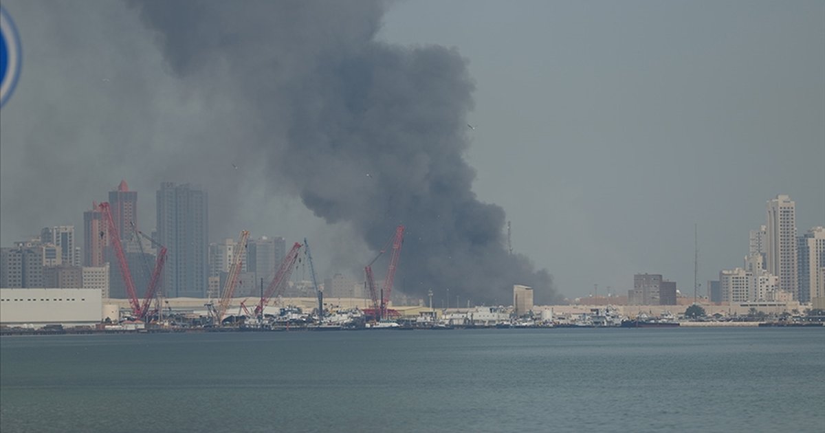 İran'ın Körfez Ülkelerine Saldırıları Sürüyor