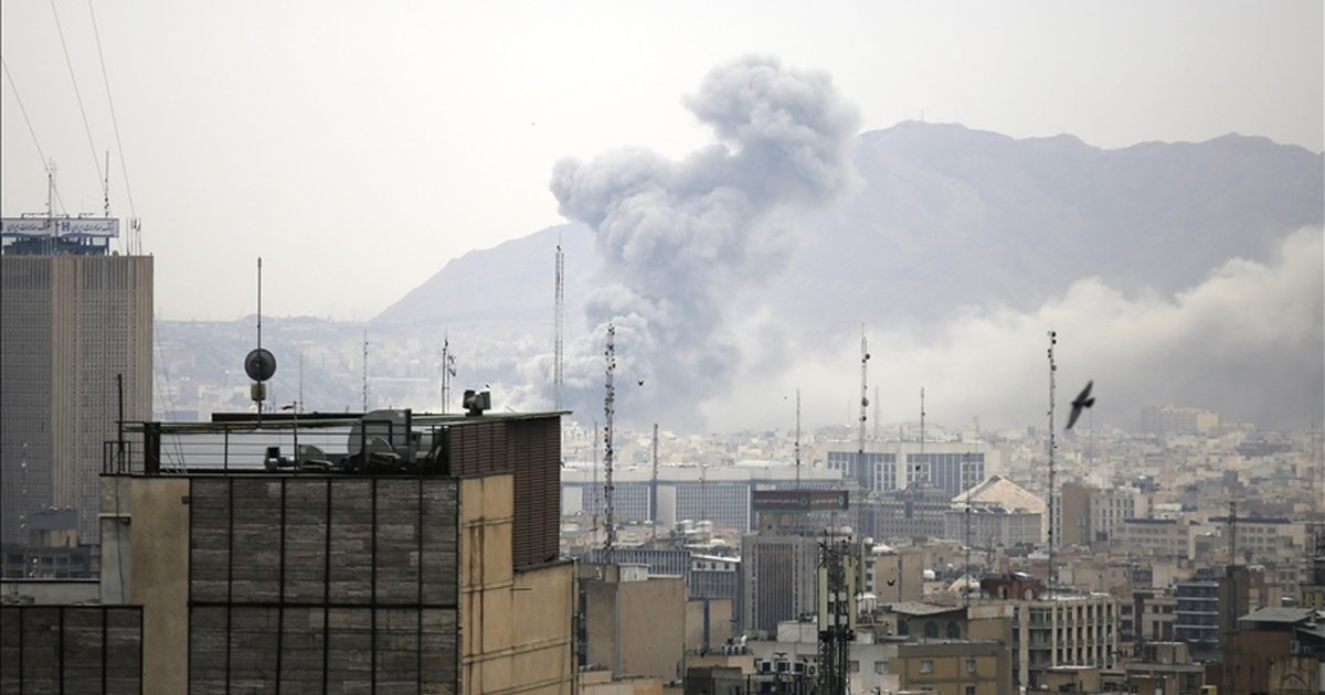 İsrail'den Tahran'a hava saldırısı: Füze tesisleri hedef alındı