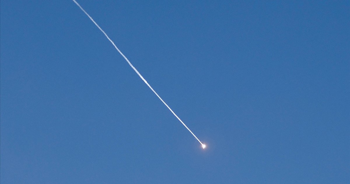 Suudi Arabistan hava sahasına giren füzeyi imha etti