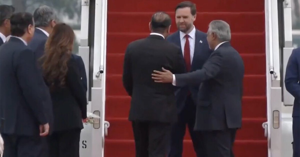 ABD ve İran Heyetleri Türkiye Saatiyle 13.00'te Görüşecek