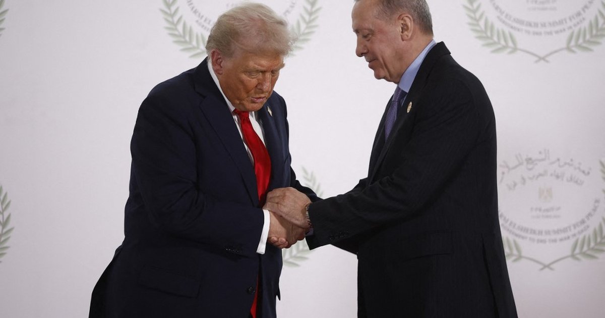 Erdoğan ve Trump Telefon Görüşmesi Yaptı