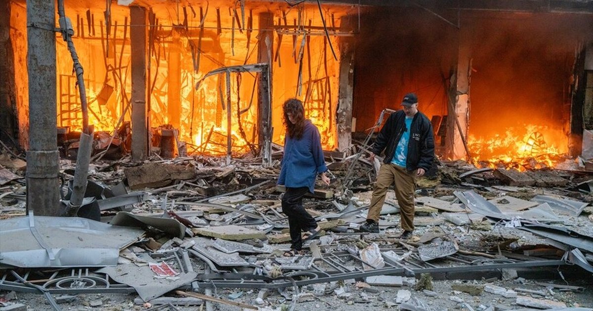 Rusya Kiev'i balistik füzelerle vurdu