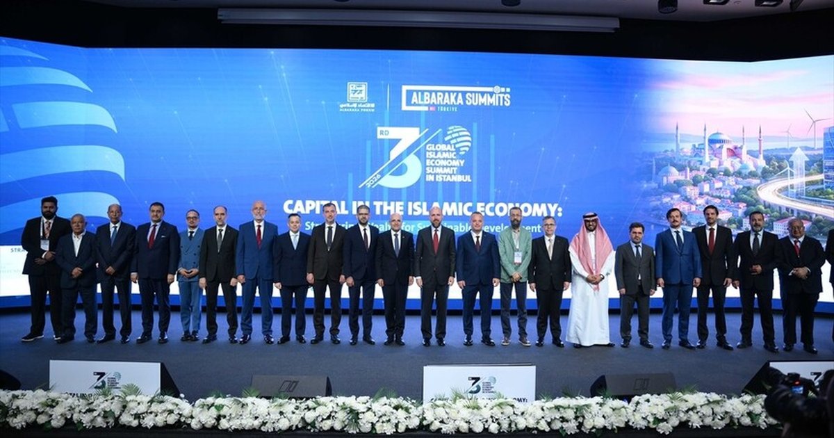 3. Küresel İslami Ekonomi Zirvesi'nde AlBaraka Raporu Tanıtıldı