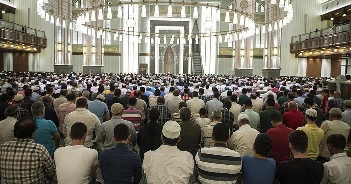 19 Haziran Cuma Hutbesi: Birlikte Rahmet Vardır