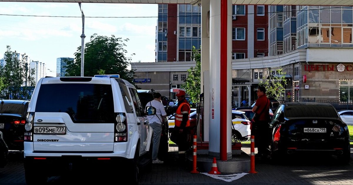 Rusya'da akaryakıt kısıtlamaları İrkutsk'a yayıldı