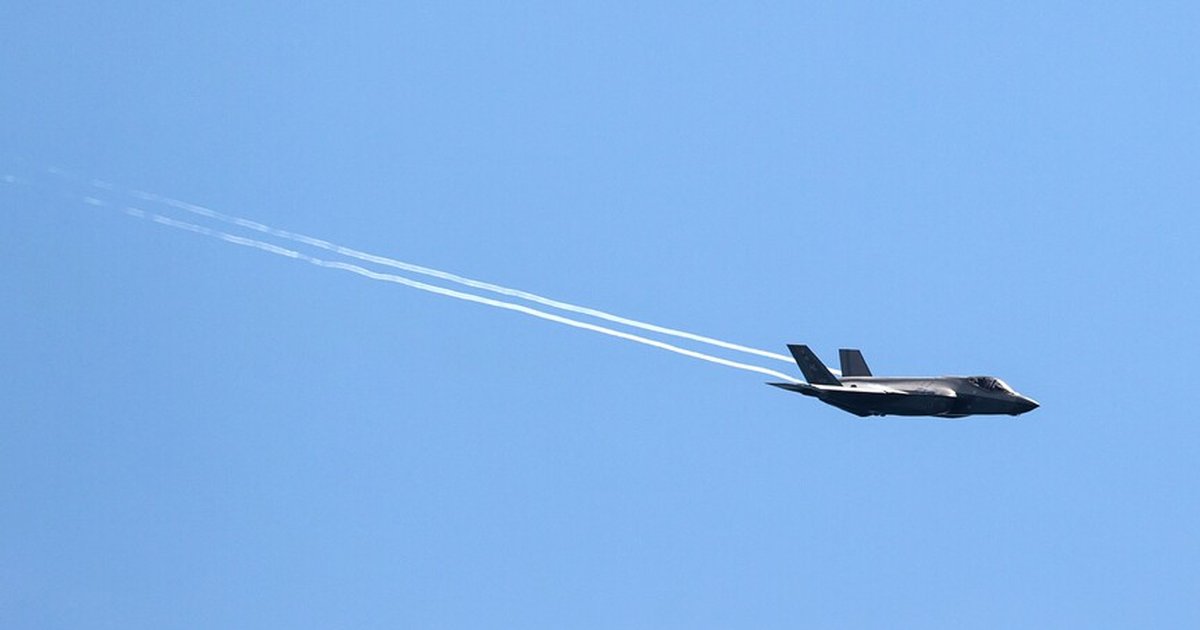 F-35 Savaş Uçağı Beyaz Saray Yakınında Havada Bekledi