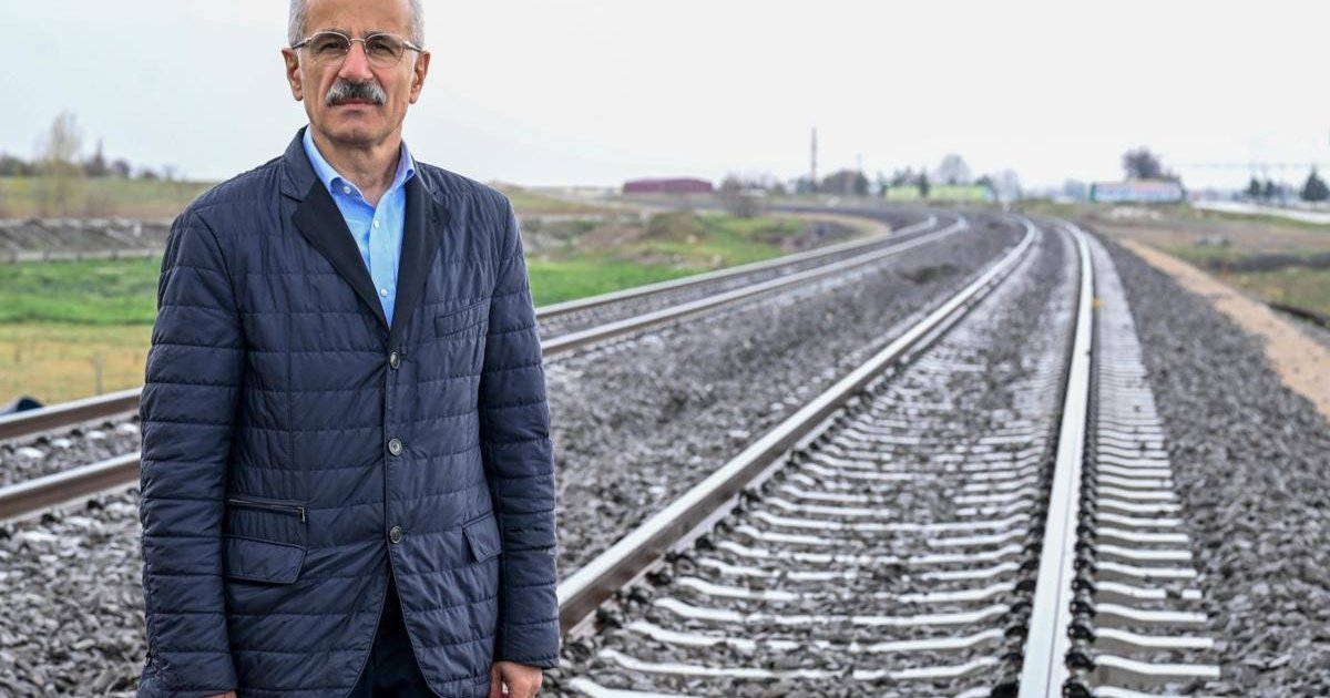 Bursa Türkiye'nin 12'nci YHT ili oluyor