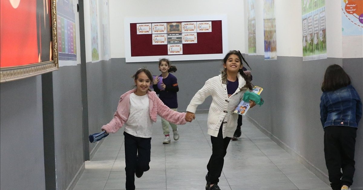 Okullarda ikinci ara tatil başladı