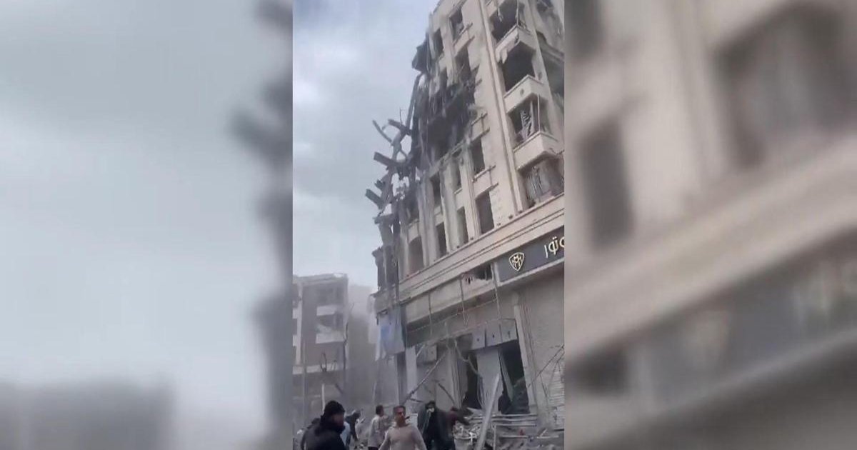 İran'da müzik okuluna füze saldırısı