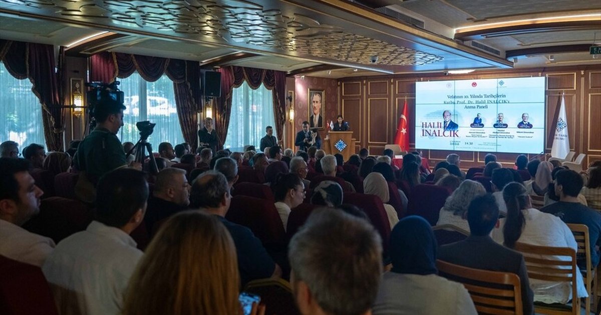 Prof. Dr. Halil İnalcık Türk Tarih Kurumunda anıldı