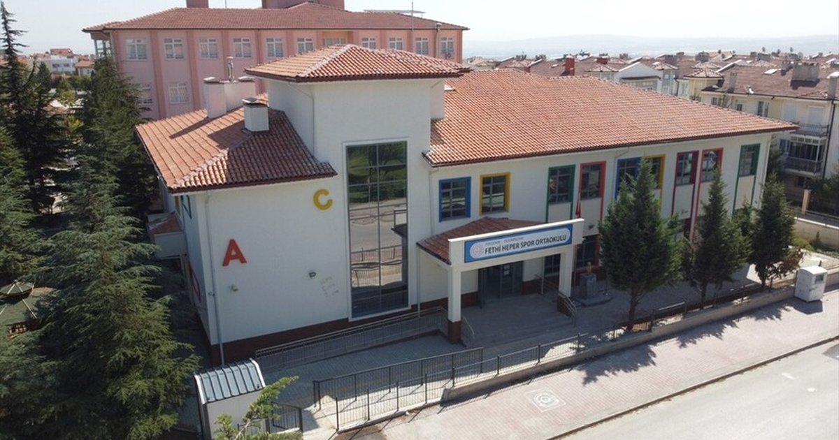 Fethi Heper Okulu'nda Sporcu ve Bilim İnsanları Yetişecek