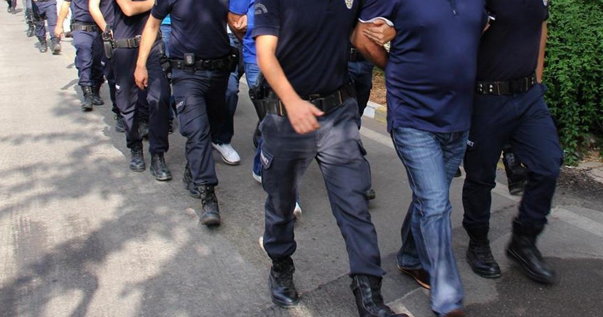 İstanbul'da Uyuşturucu ve Silah Ticareti Suçlarına Karışan Suç Örgütü Üyeleri Hakkında İddianame