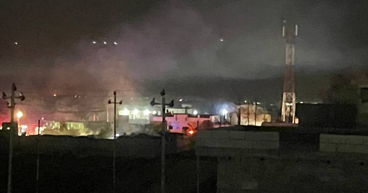 Irak'ın Basra kentindeki Mecnun Petrol Sahası'na saldırı