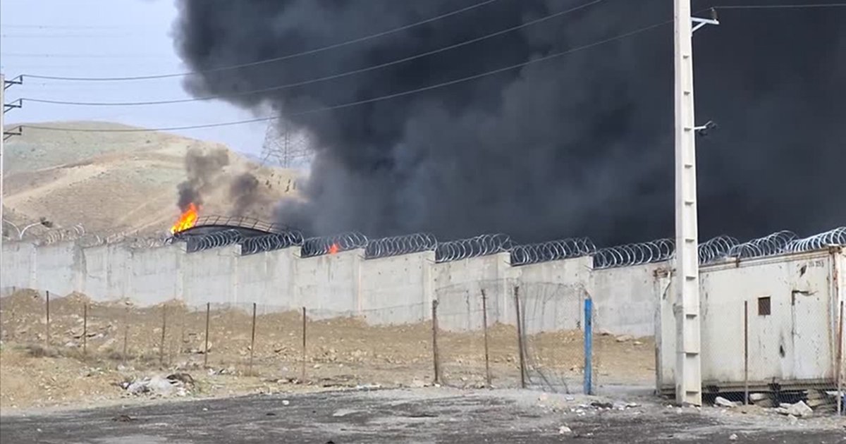 İran'ın petrol tesisleri ABD-İsrail saldırısında hedef alındı