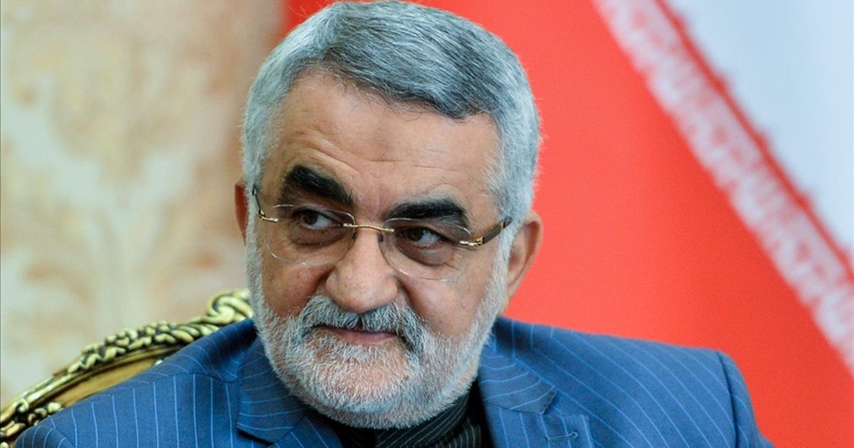 İran, Hürmüz Boğazı'ndan geçen gemilerden ücret alıyor