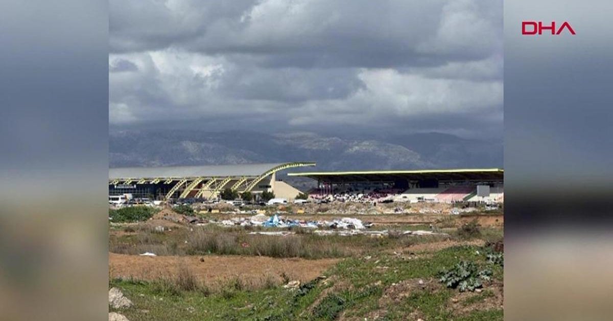 Antalya'da kuşların yaşam alanı çöplüğe döndü