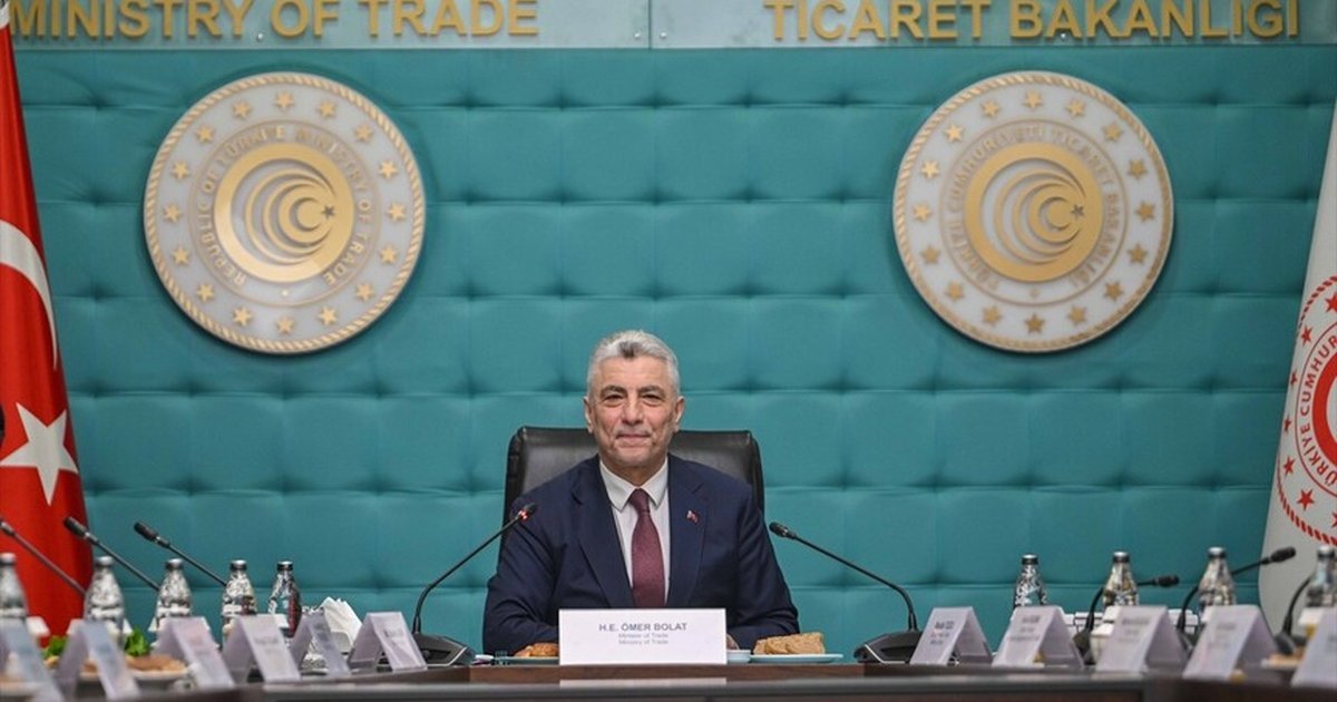 Bakan Bolat: Yeşil ekonomi için sanayiyi destekleyeceğiz