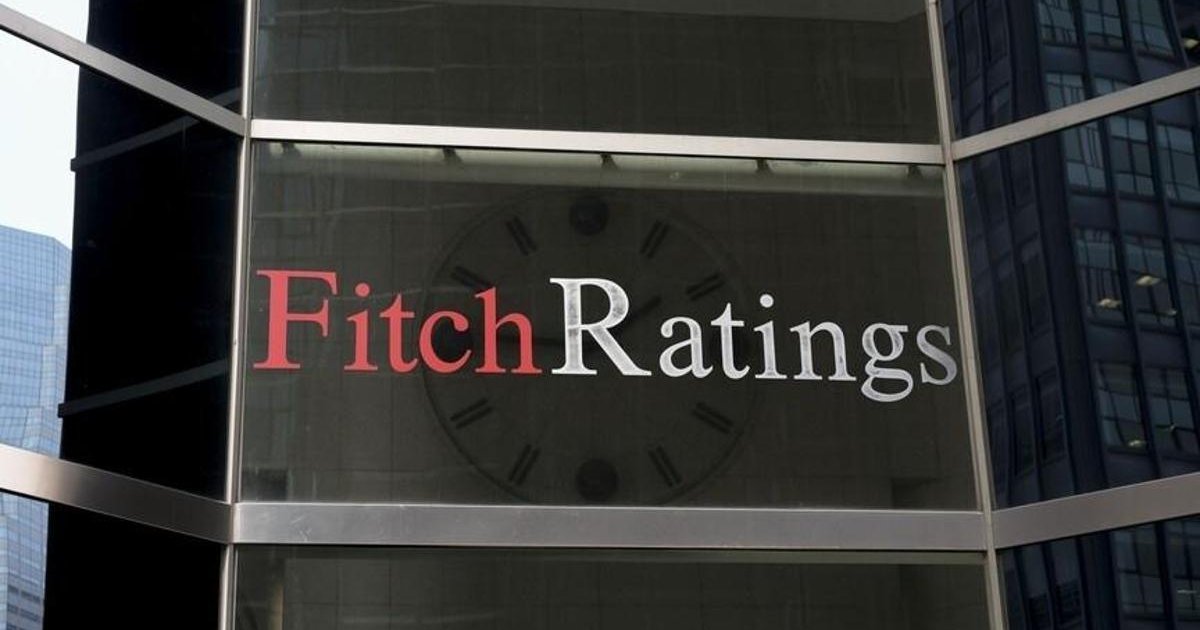 Fitch'ten petrol piyasası tahmini: Arz fazlası 2026'da dönebilir