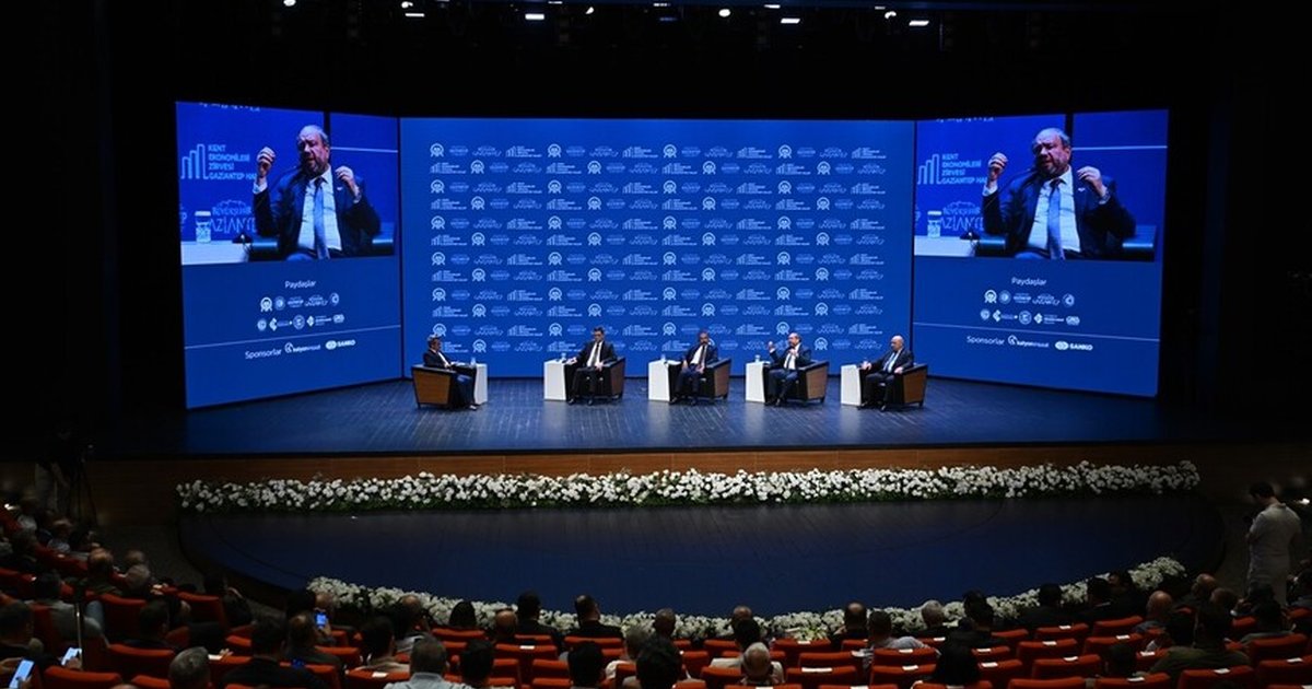AA Kent Ekonomileri Zirvesi'nde panel düzenlendi