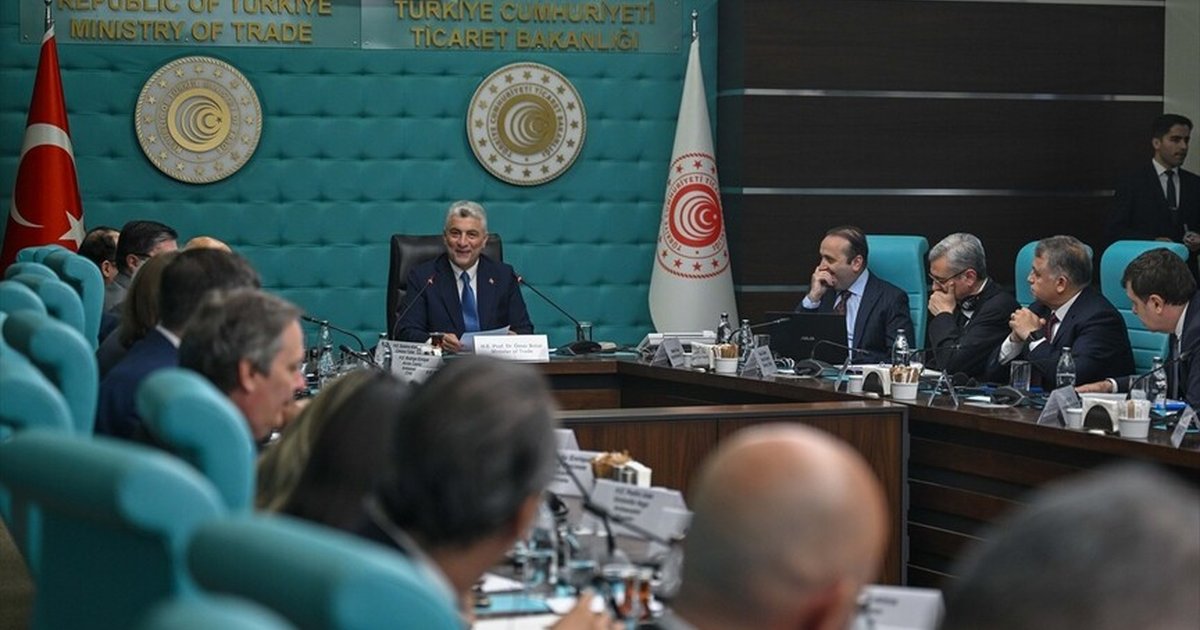 Ticaret Bakanı Bolat, Latin Amerika büyükelçileriyle görüştü