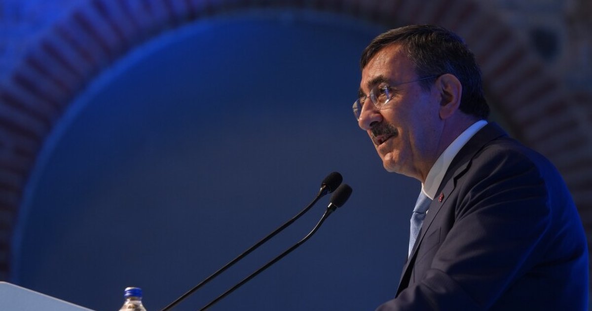 Cumhurbaşkanı Yardımcısı Yılmaz'dan dış ticaret verileri değerlendirmesi