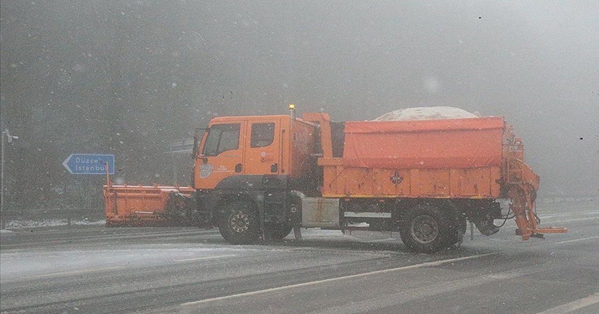 Bolu Dağı'nda kar yağışı başladı