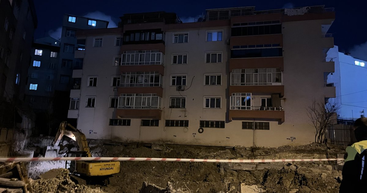 Bahçelievler'de 5 katlı bina çökme riski nedeniyle tahliye edildi