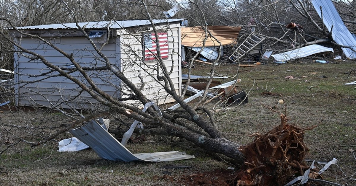 ABD'de fırtına ve kasırgalar 8 cana mal oldu