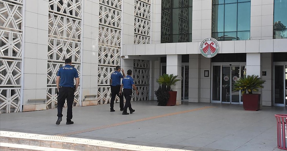 Döşemealtı Belediyesi soruşturması: 19 gözaltı