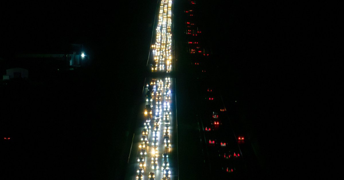 Tatil dönüşü trafik çilesi yaşandı