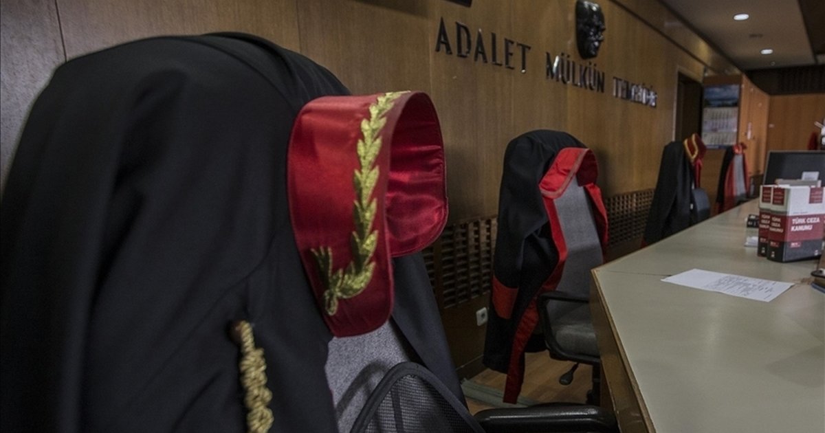 Adana'da depremde yıkılan binanın sanıklarına ceza