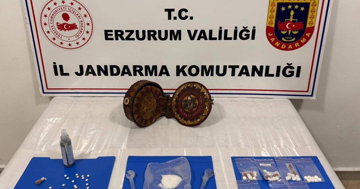 Erzurum'da ceylan derili Tevrat ele geçirildi