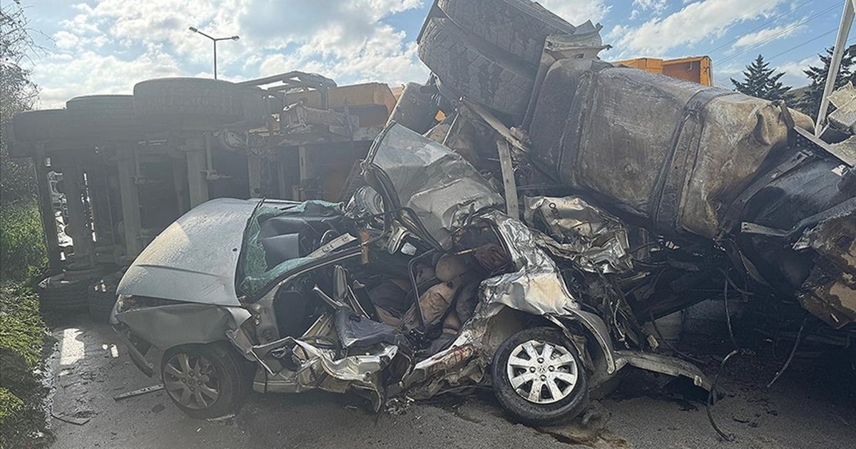 Anadolu Otoyolu'nda zincirleme kaza: 2 ölü