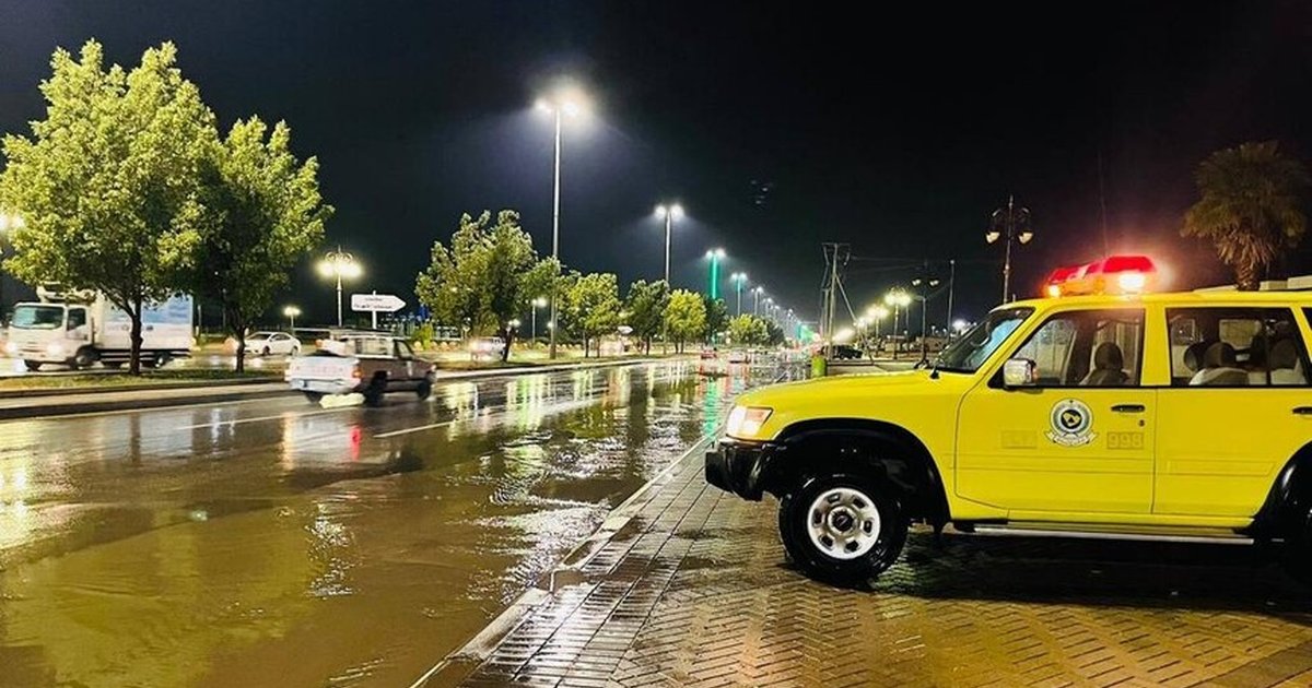 Suudi Arabistan'da sel nedeniyle eğitime ara verildi