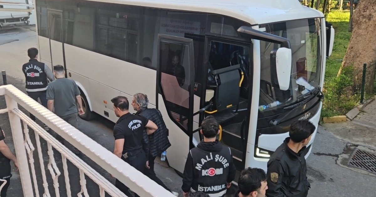 İBB'ye ihale operasyonu: 12 kişi adliyeye sevk edildi