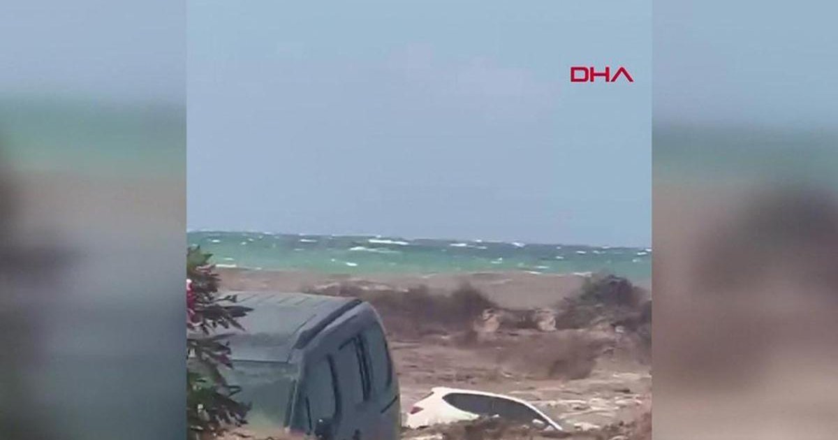Hatay'da sel felaketi: Dörtyol ilçesi etkilendi