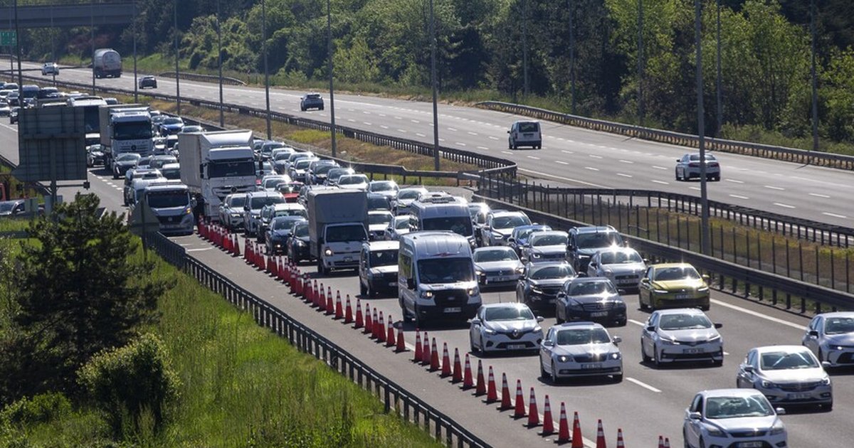 TEM Otoyolu'nda yol çalışması: İstanbul yönü kapatılacak