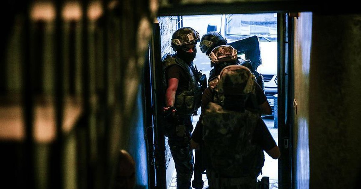 İstanbul'da iki suç örgütüne operasyon: 27 gözaltı