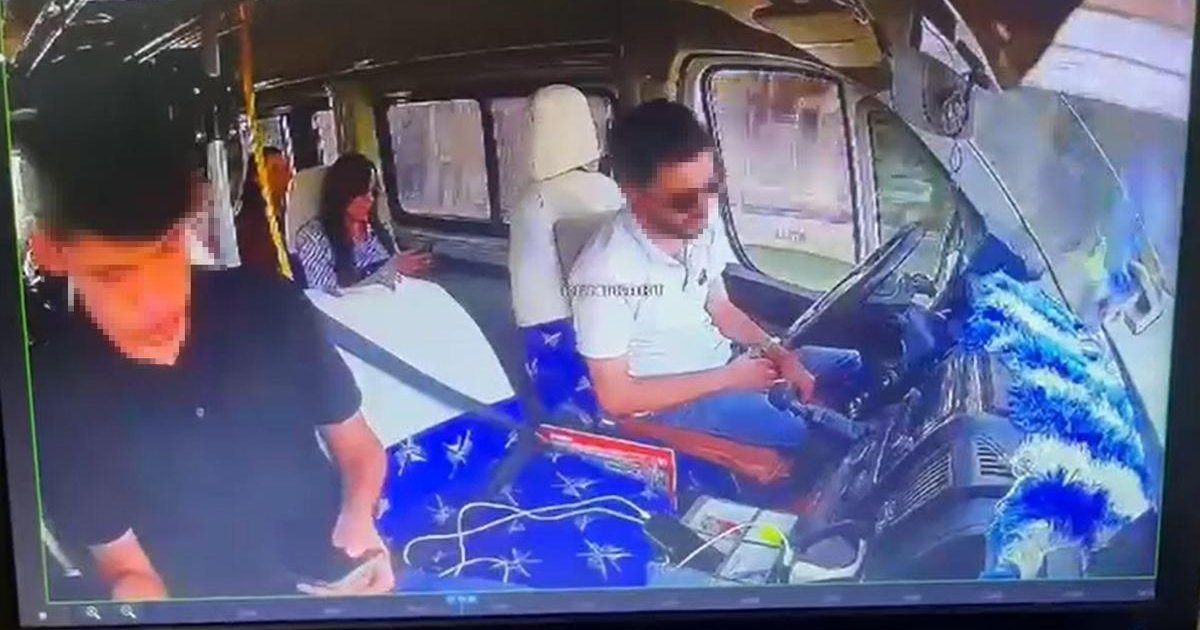 Adana'da Minibüs Kazası: 7 Yaralı