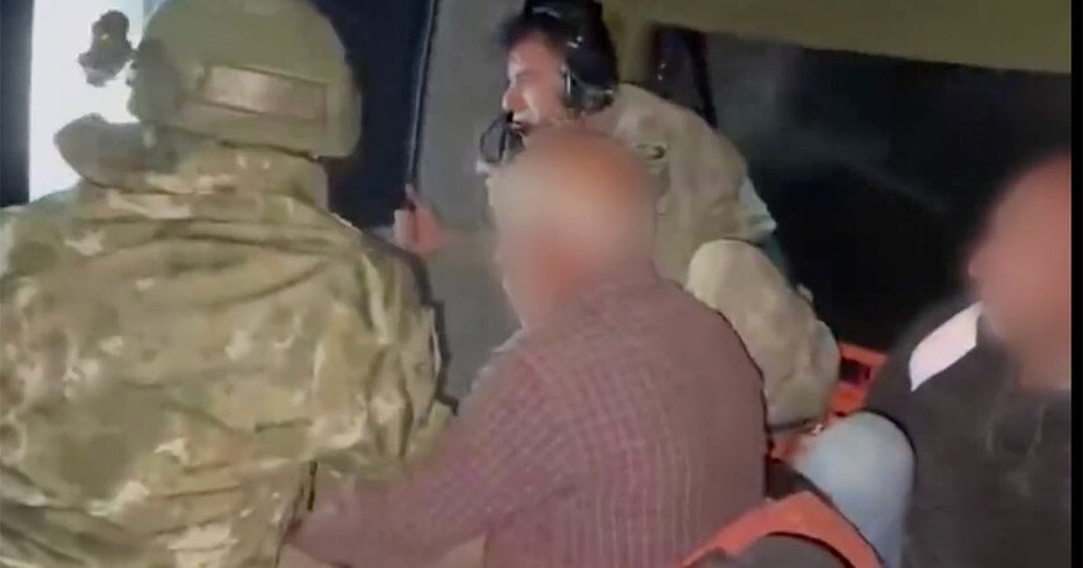 MSB, Malatya'da mahsur kalan vatandaşları helikopterle kurtardı