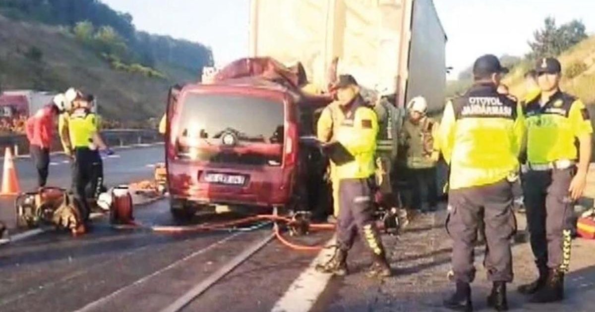İstanbul Çekmeköy'de trafik kazası: 3 ölü