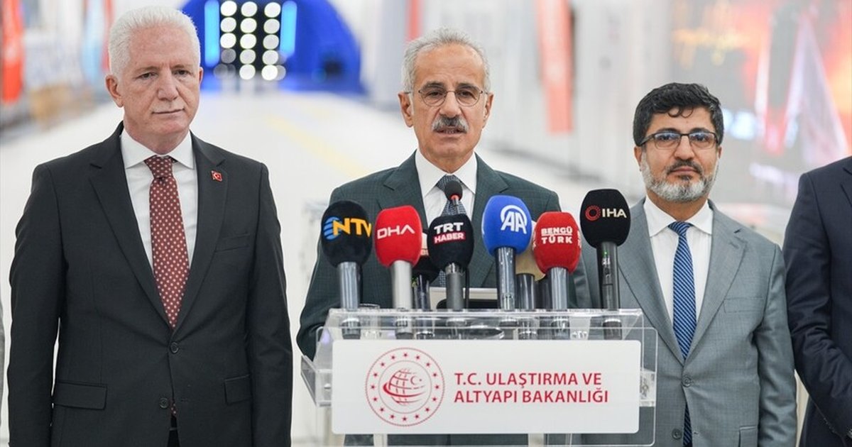 Uraloğlu: Halkalı-Arnavutköy metro hattı Türkiye'nin en uzun hattı