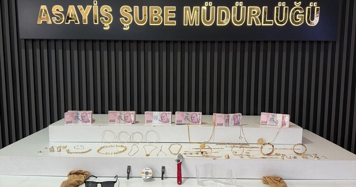 İstanbul'da milyonlarca liralık hırsızlık yapan 3 şüpheli yakalandı