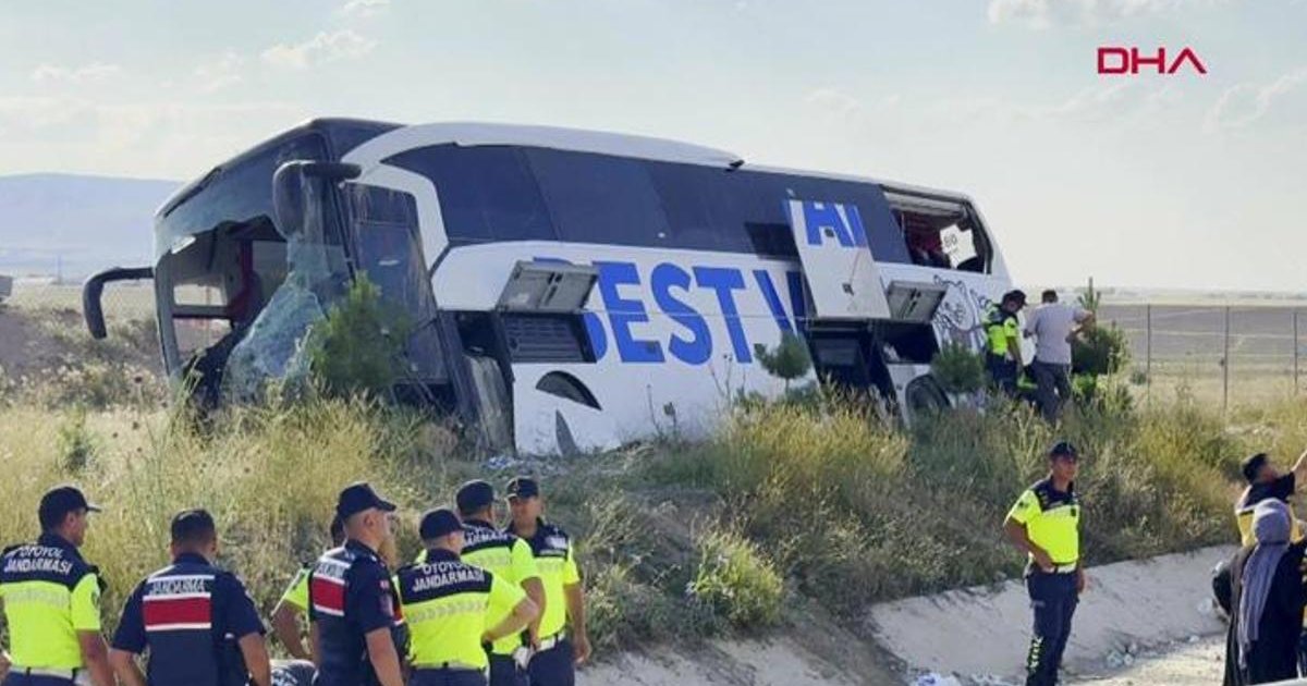 Aksaray'da yolcu otobüsü kazası: Çok sayıda yaralı