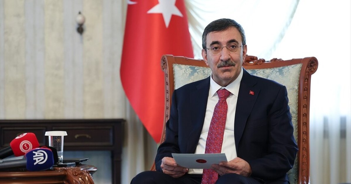 Cumhurbaşkanı Yardımcısı Yılmaz'dan KKTC enerji arzı açıklaması
